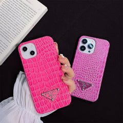 Crocodile Pattern Glossy Triangle Logo Case