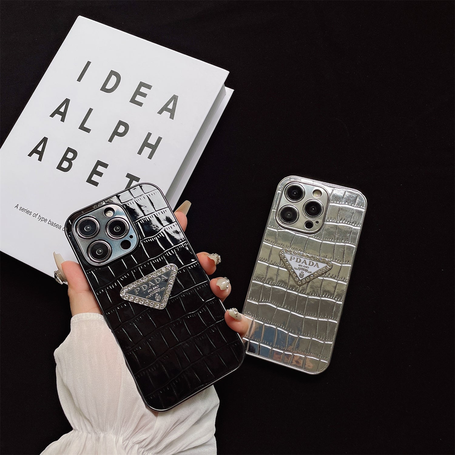 2 Colors Electroplating Crocodile Pattern Triangle Logo Case
