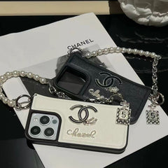 Fashion Perfume Bottle Pearl Chain Case