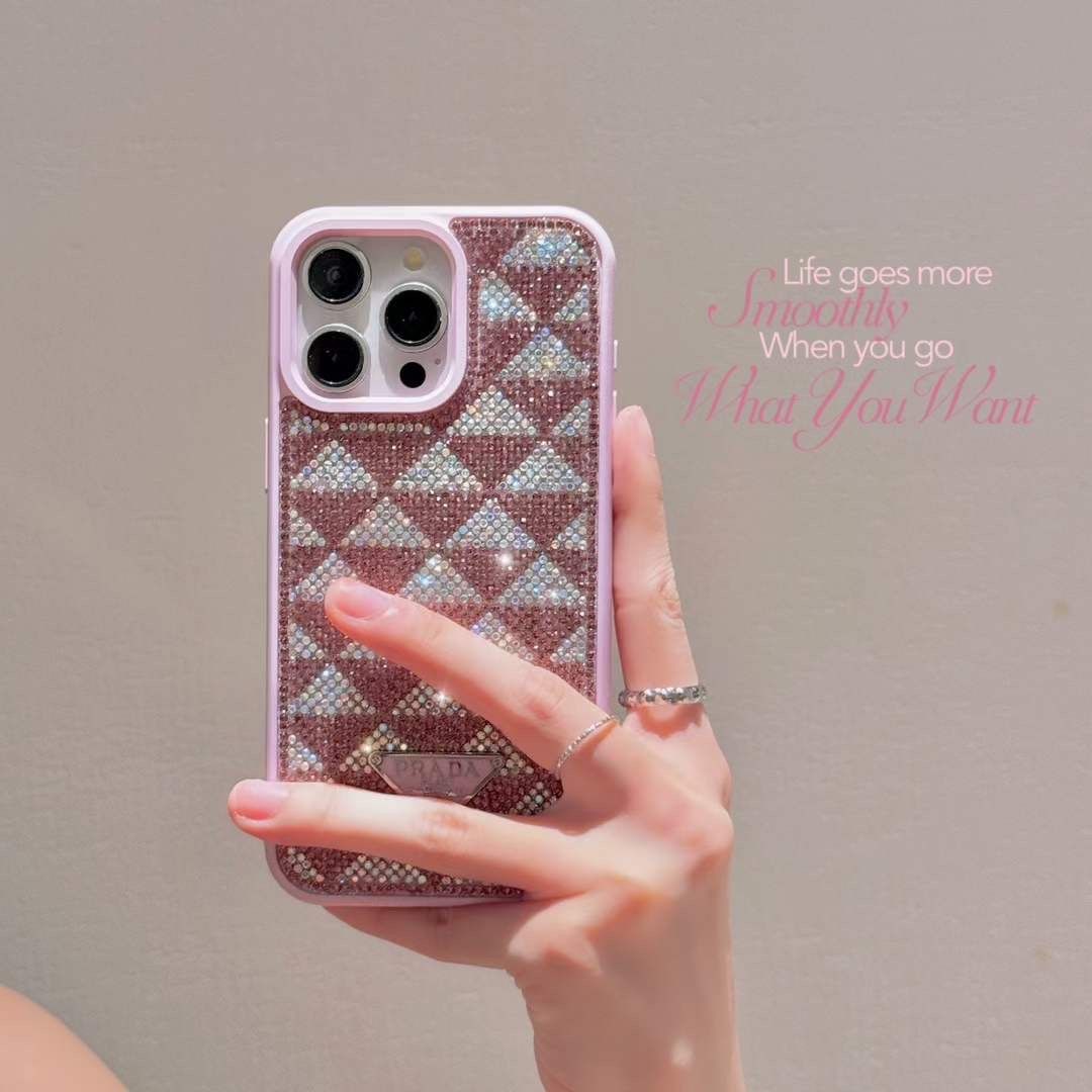 Luxury Triangle Diamond Case