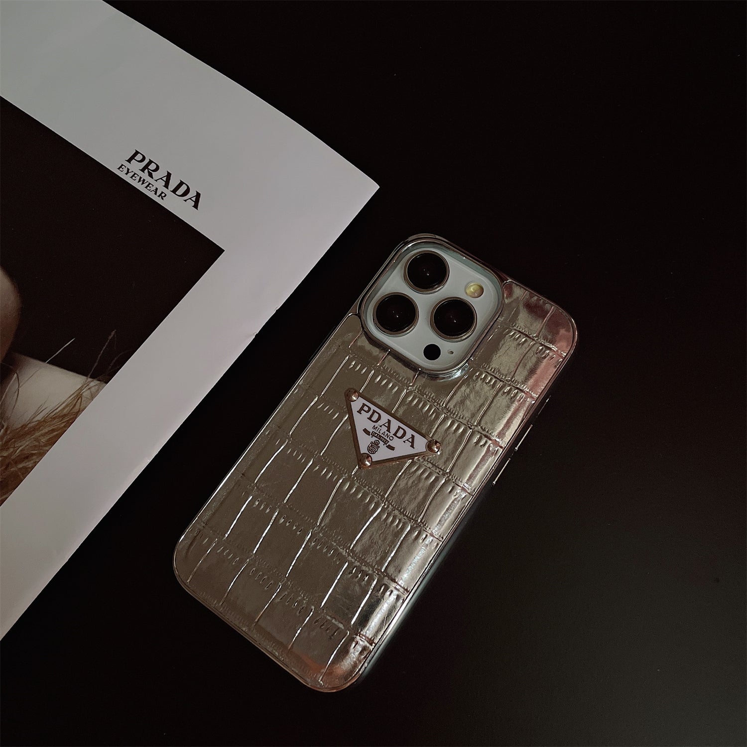 Electroplating Crocodile Pattern Silver Triangle Logo Case