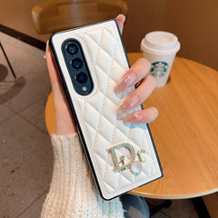 Leather Pearl Logo Fold Case