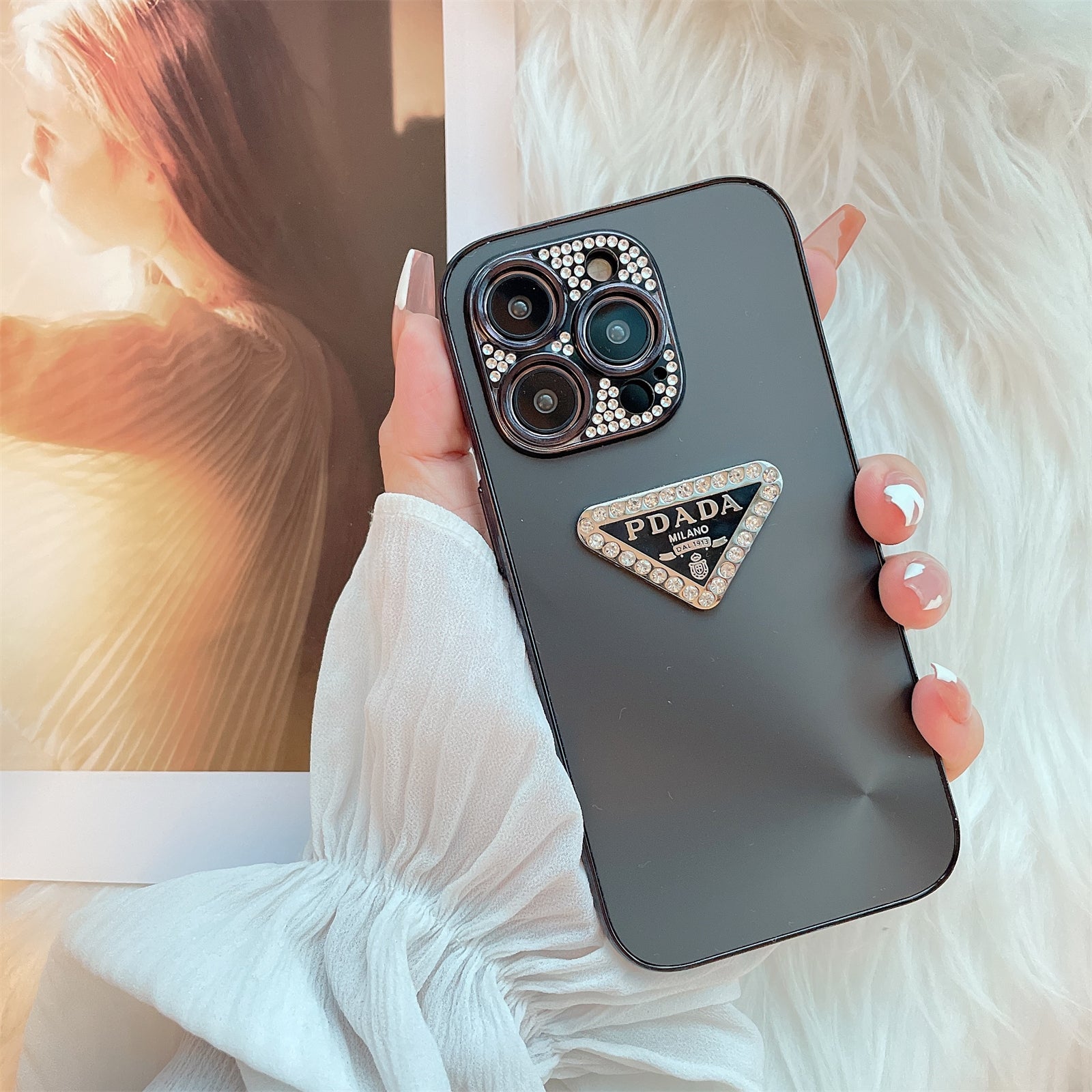 Mirrored Rhinestone Triangle Case