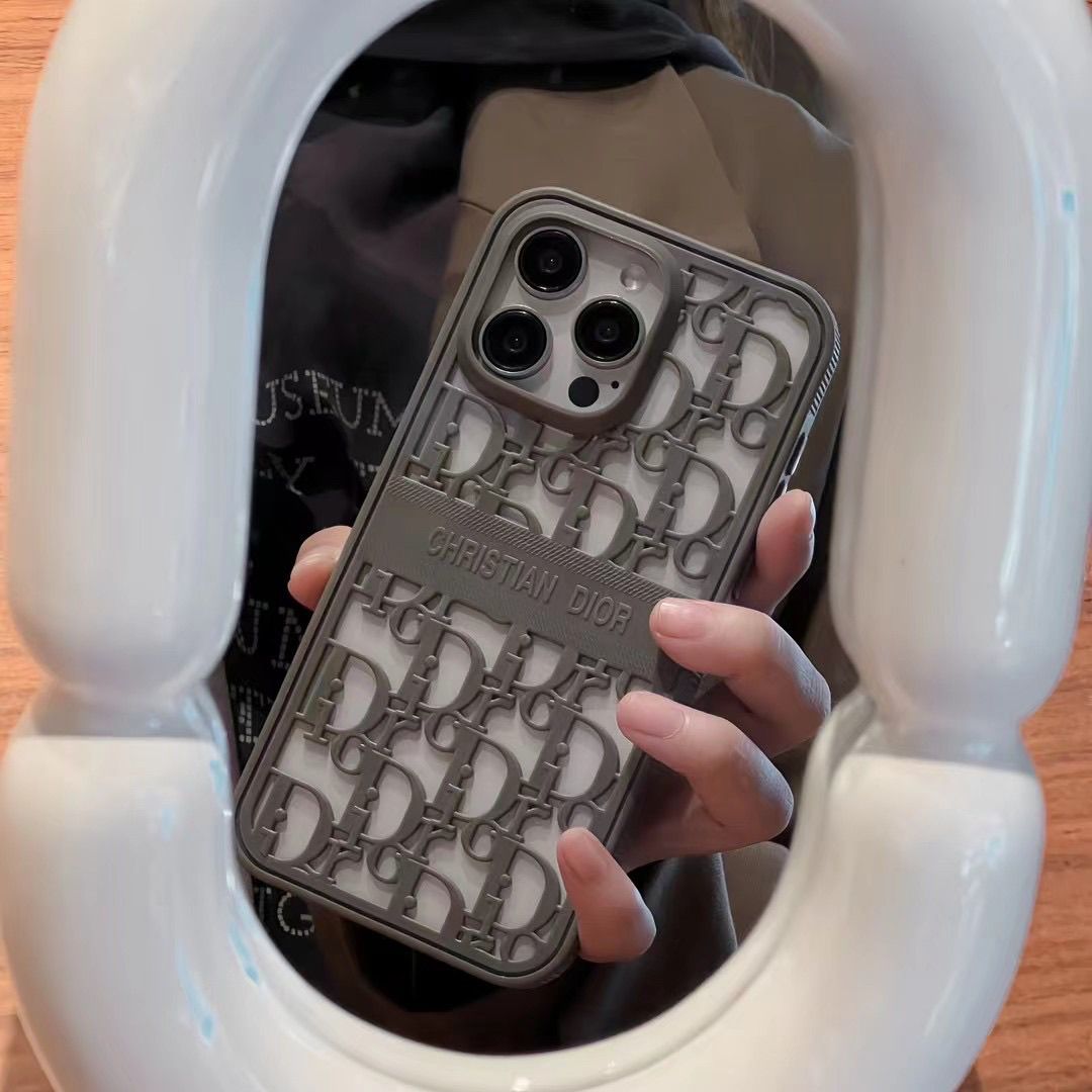 Fashion Hollow Embossed Case