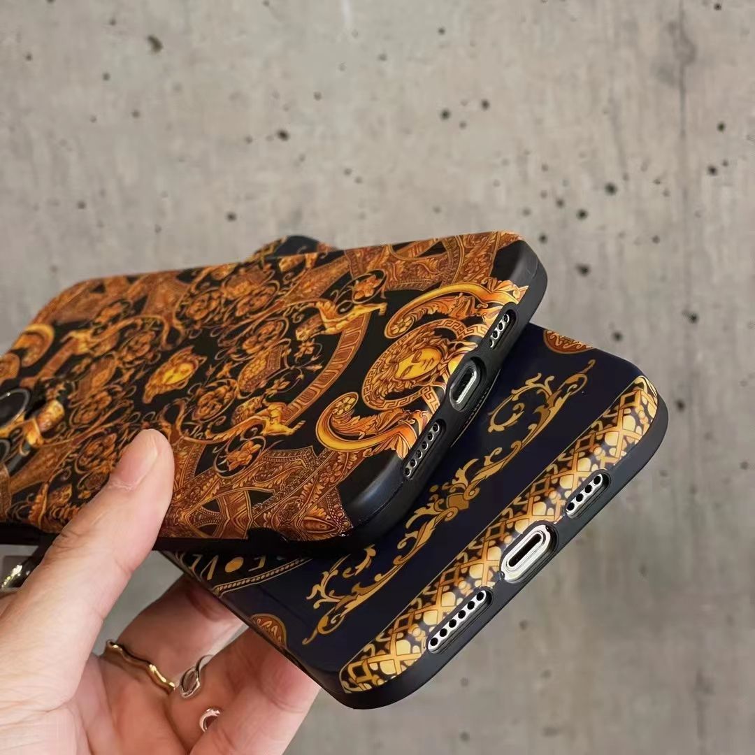 Retro Totem Print Case