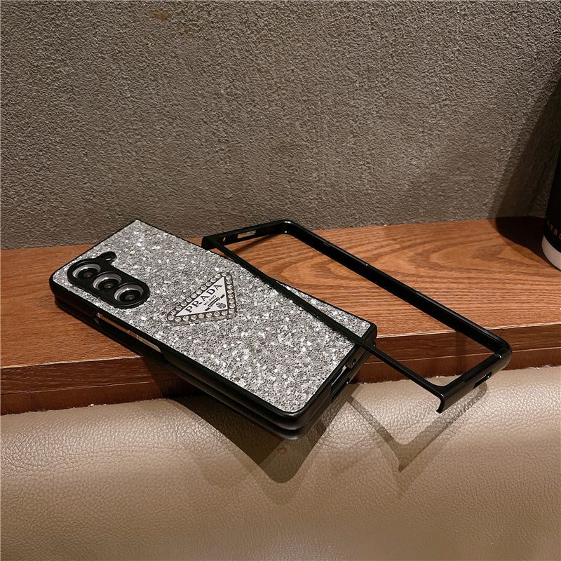 Glitter Triangle Logo Fold Case