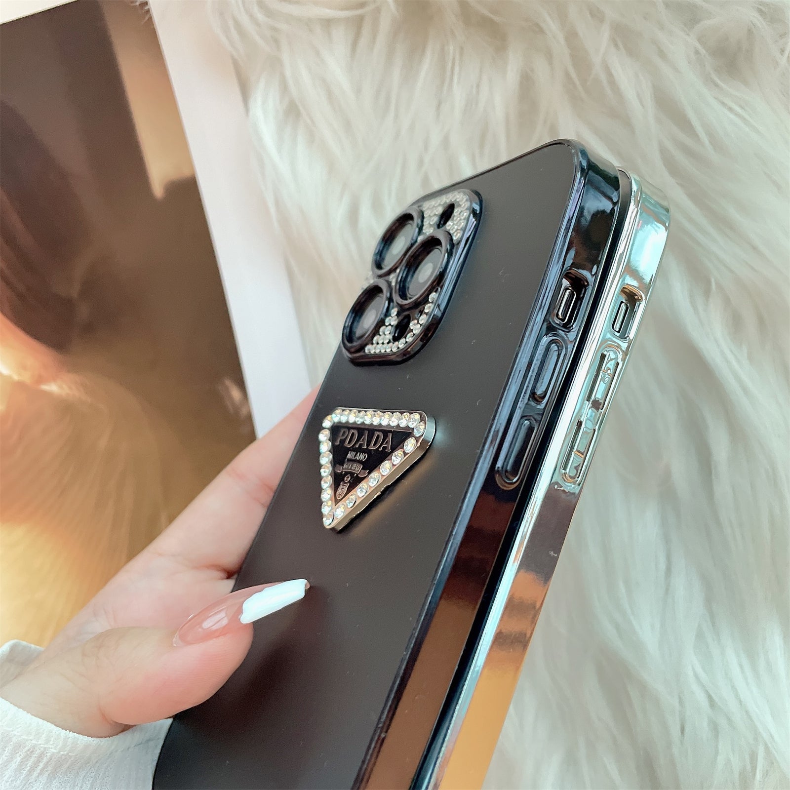 Mirrored Rhinestone Triangle Case