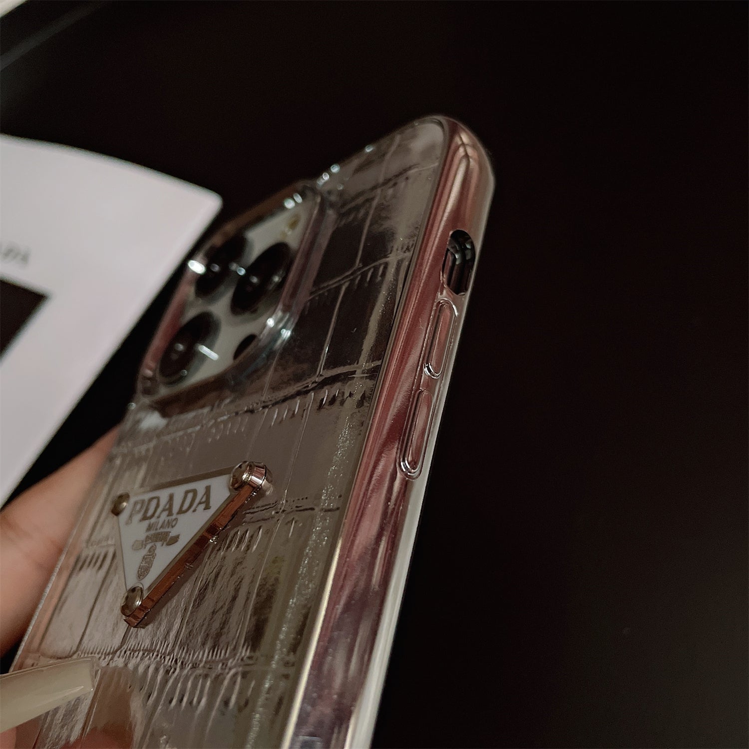 Electroplating Crocodile Pattern Silver Triangle Logo Case