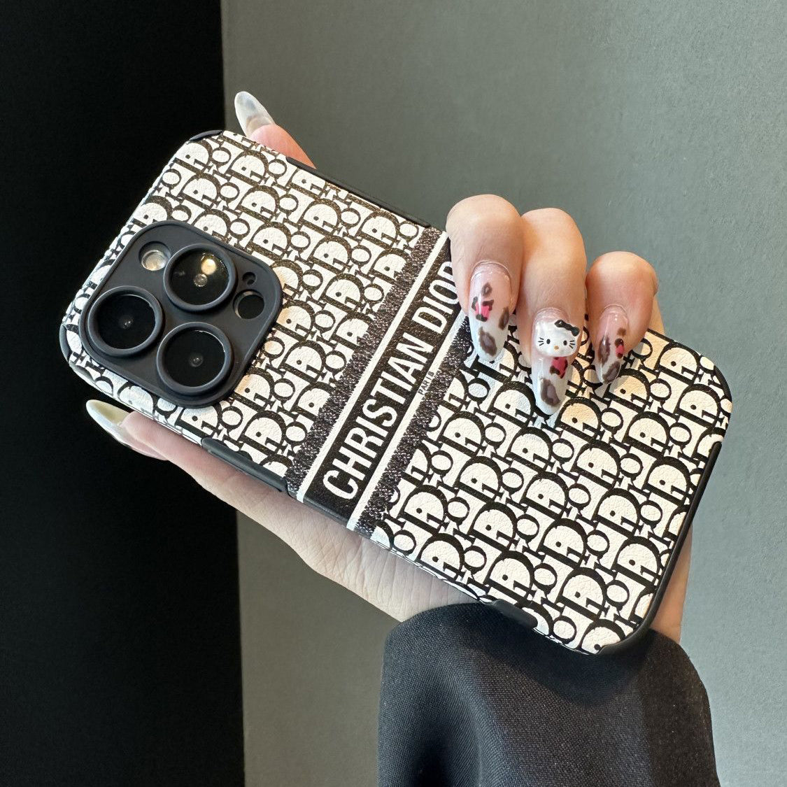 Leather Embossed Drop-Proof Case