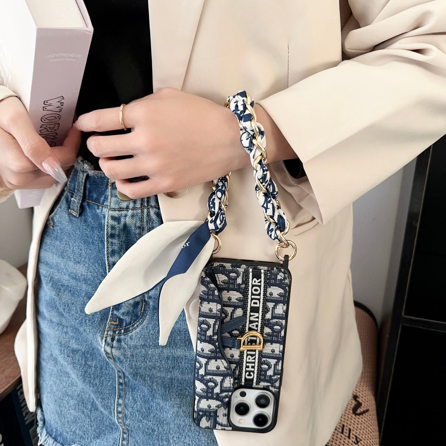 Retro Canvas Embossed Saddle Crossbody Card Case