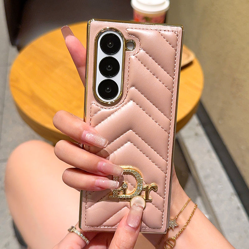 Electroplated Leather Pearl Logo Fold Case