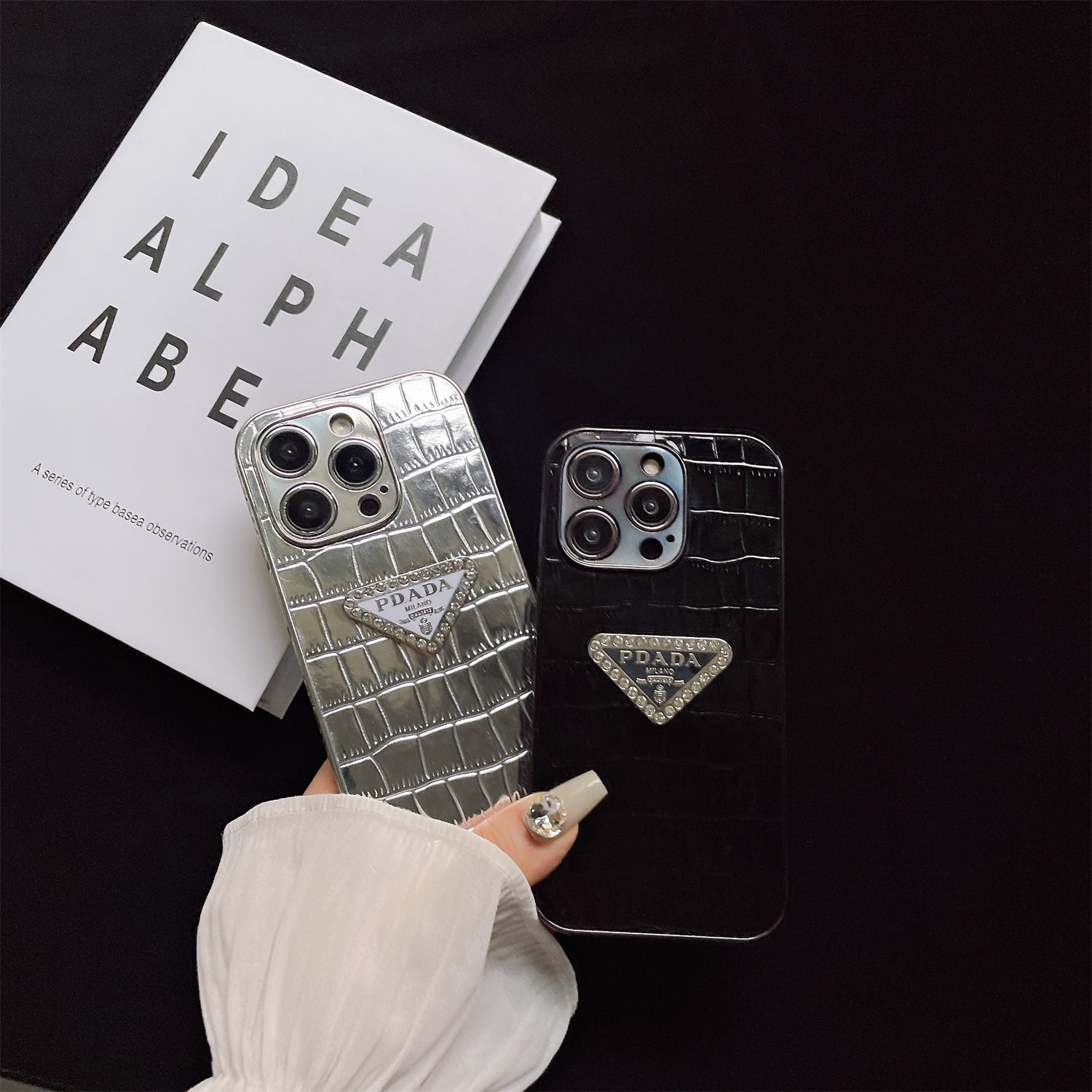 2 Colors Electroplating Crocodile Pattern Triangle Logo Case