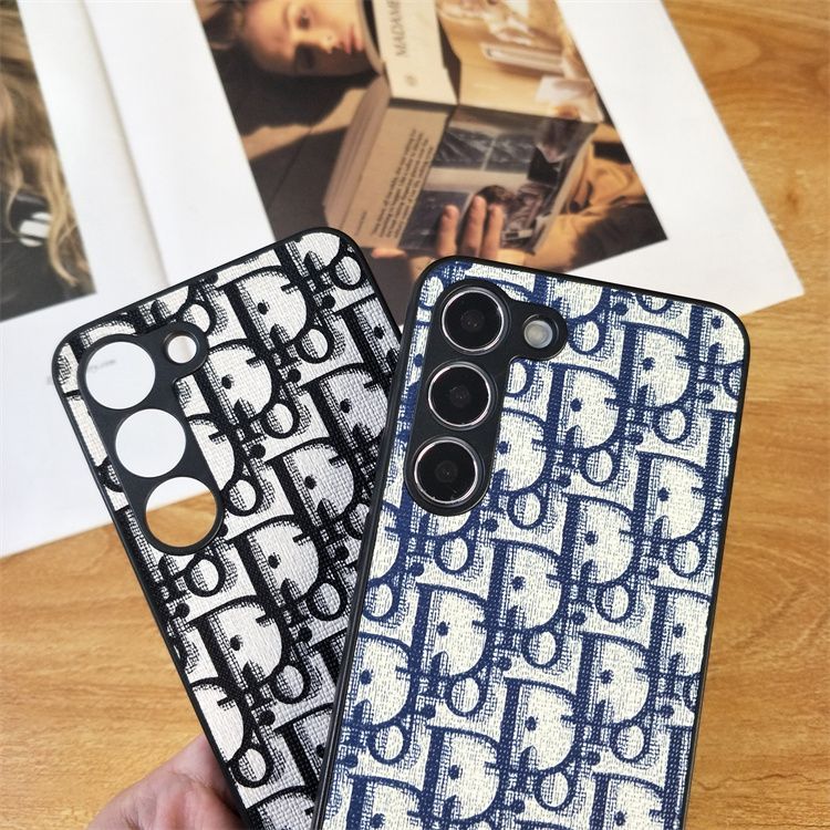 Retro Full Embossed Samsung Galaxy Case