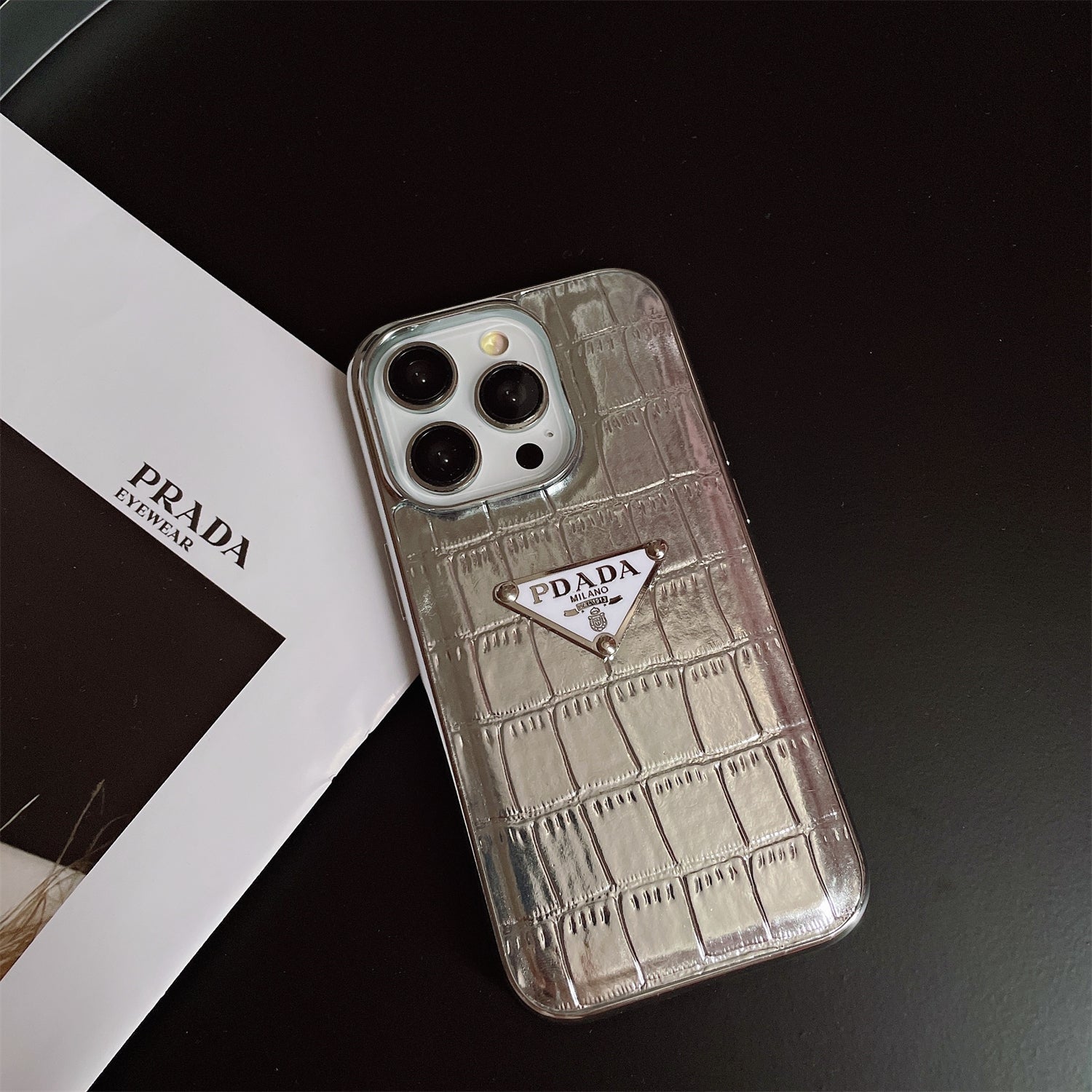 Electroplating Crocodile Pattern Silver Triangle Logo Case