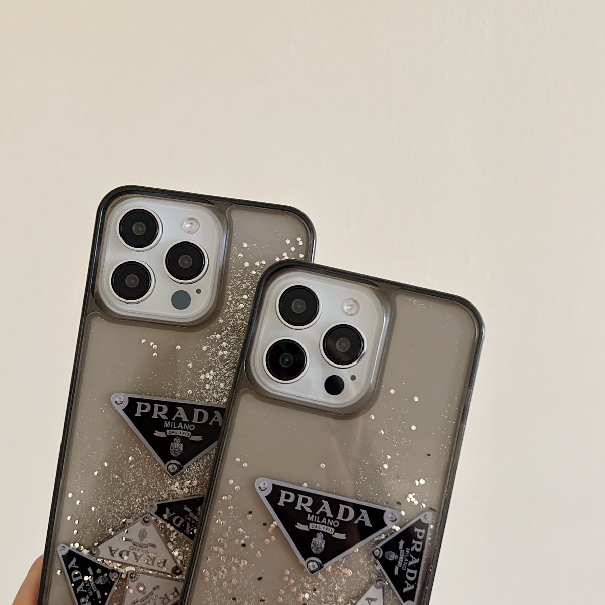 Glitter Triangle Logo Quicksand Case