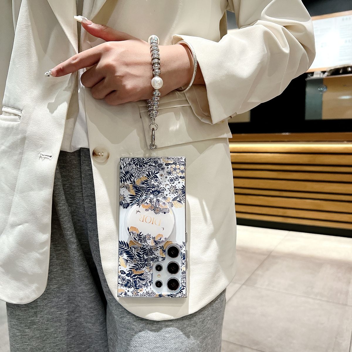 Forest Flower Magnetic Holder Samsung Case