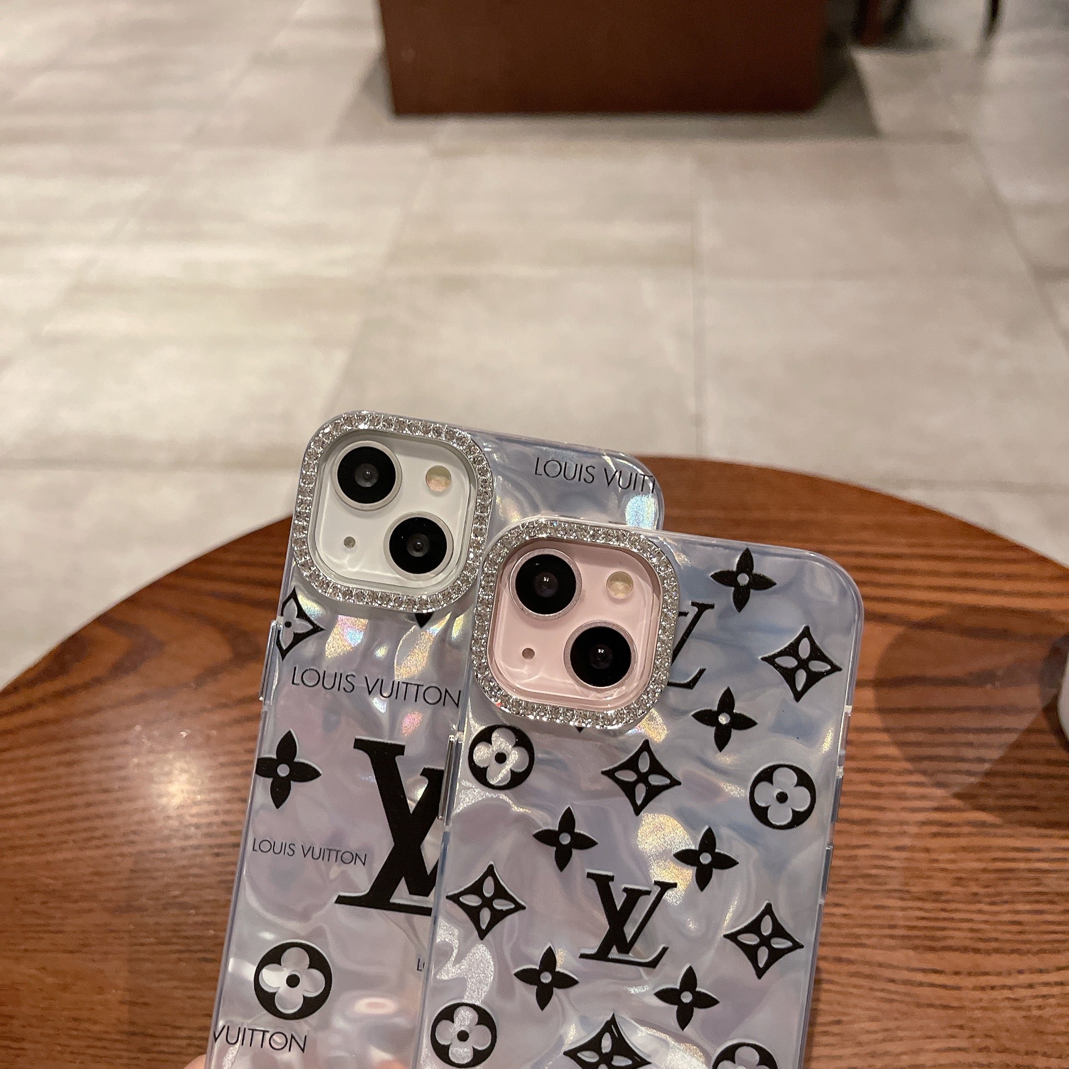 Shining Embossed Case