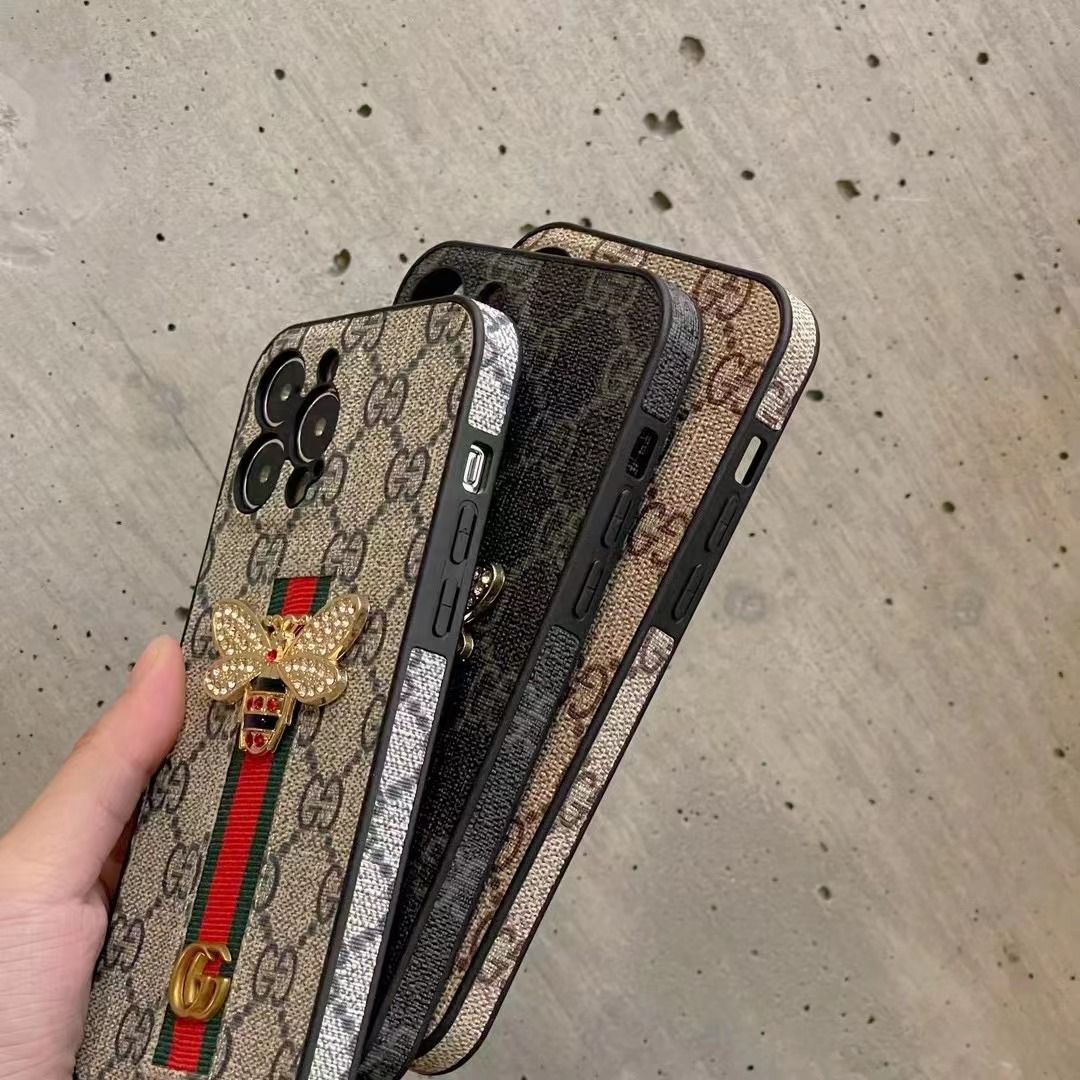 Vintage Embossed Diamond Bee Case