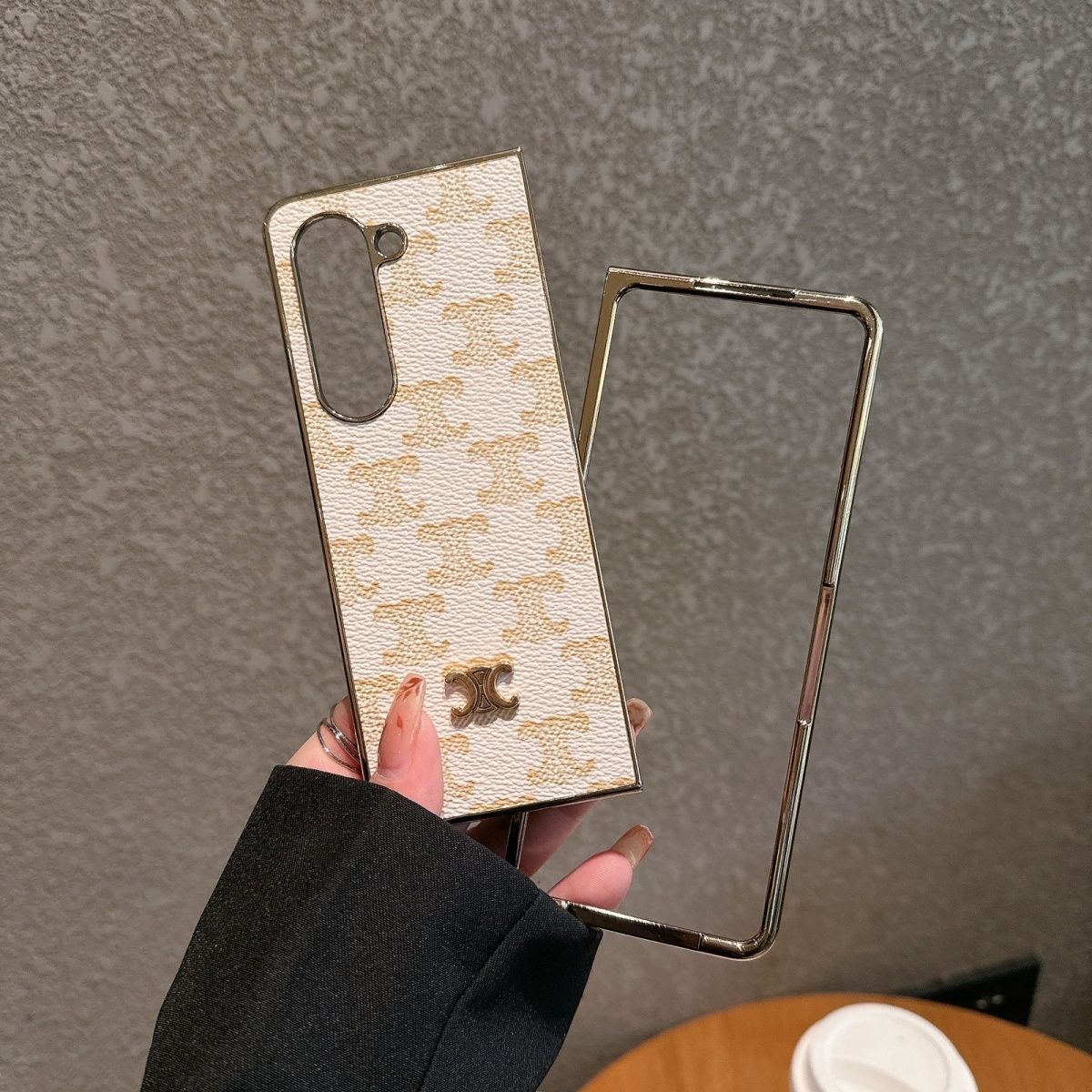 Electroplated Arc De Triomphe Embossed Fold Case