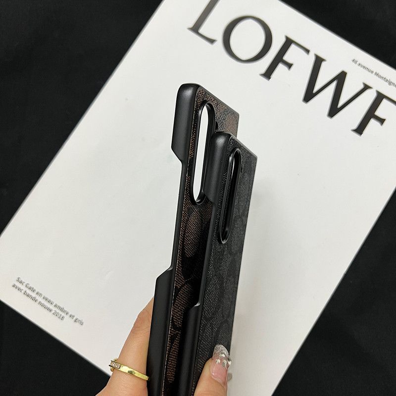 Retro Pattern Leather Fold Case