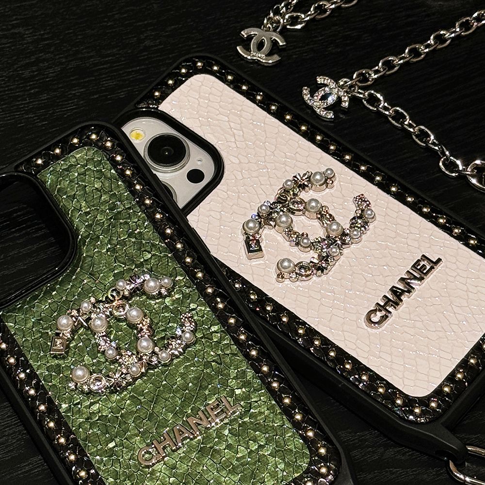 Fashionable Shining Pearl Logo Chain Case