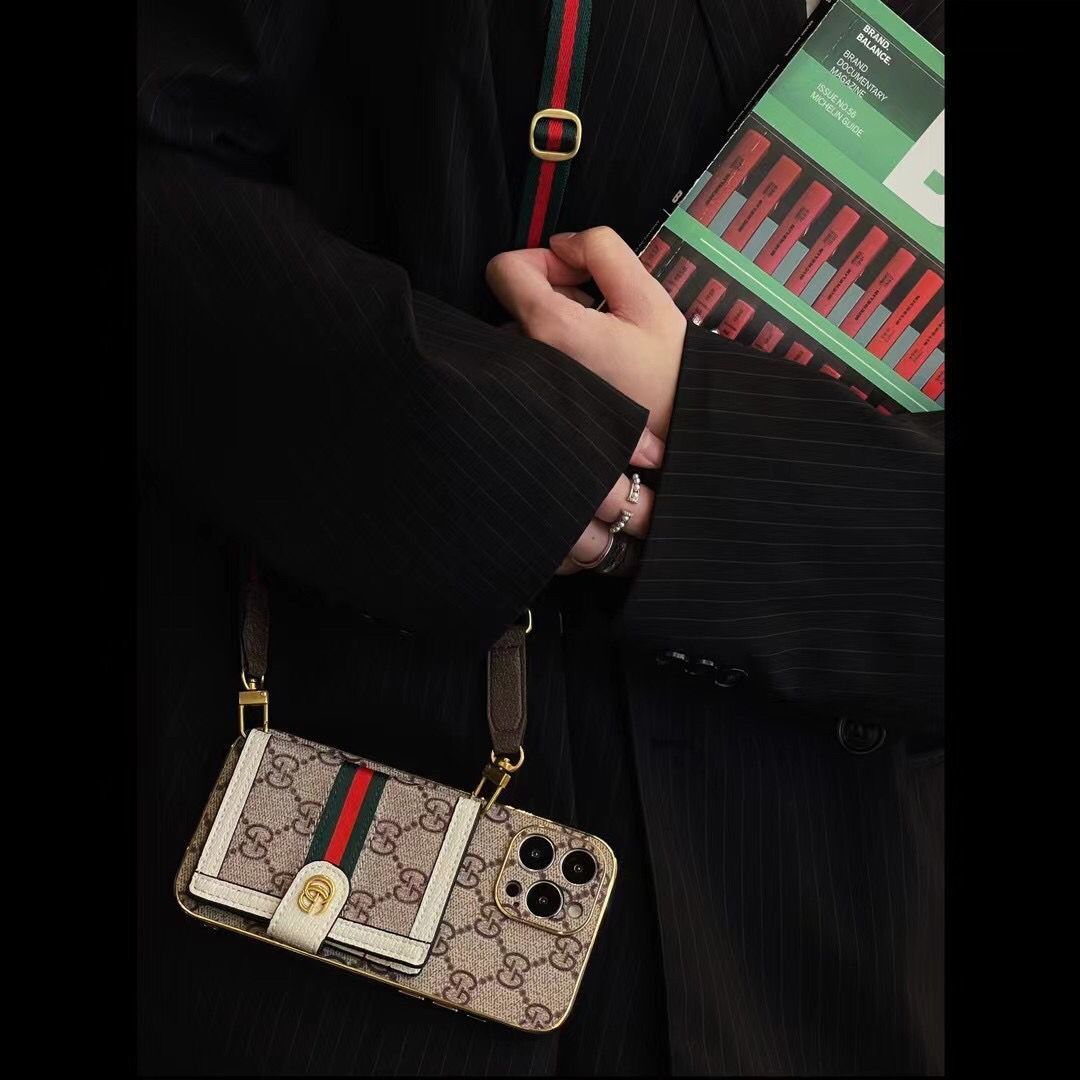 Retro Embossed Crossbody Card Holder Case