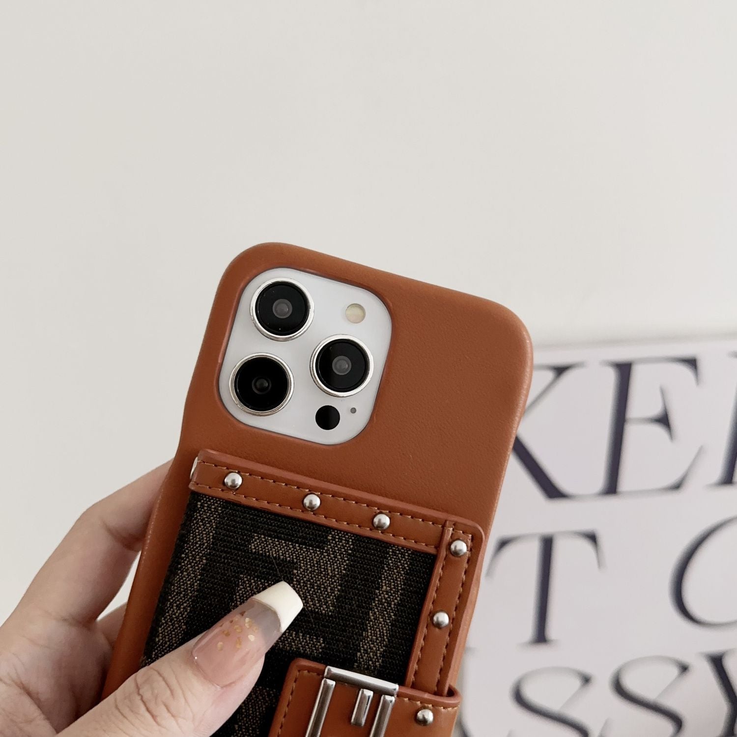 Retro F Print Crossbody Card Holder Case