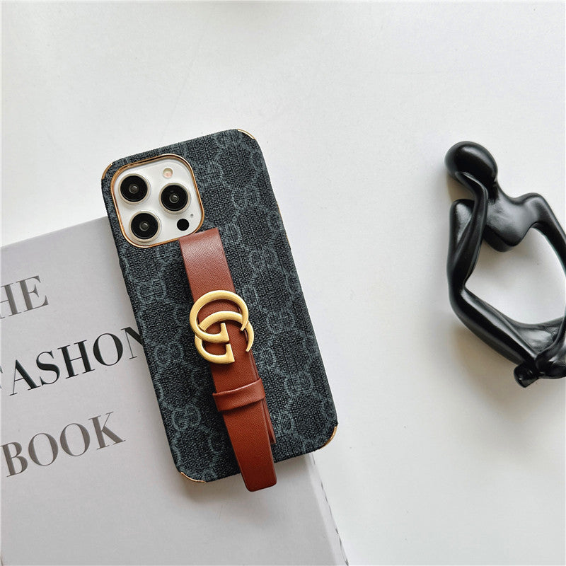 Fashion Embossed Metal Logo Wristband Case