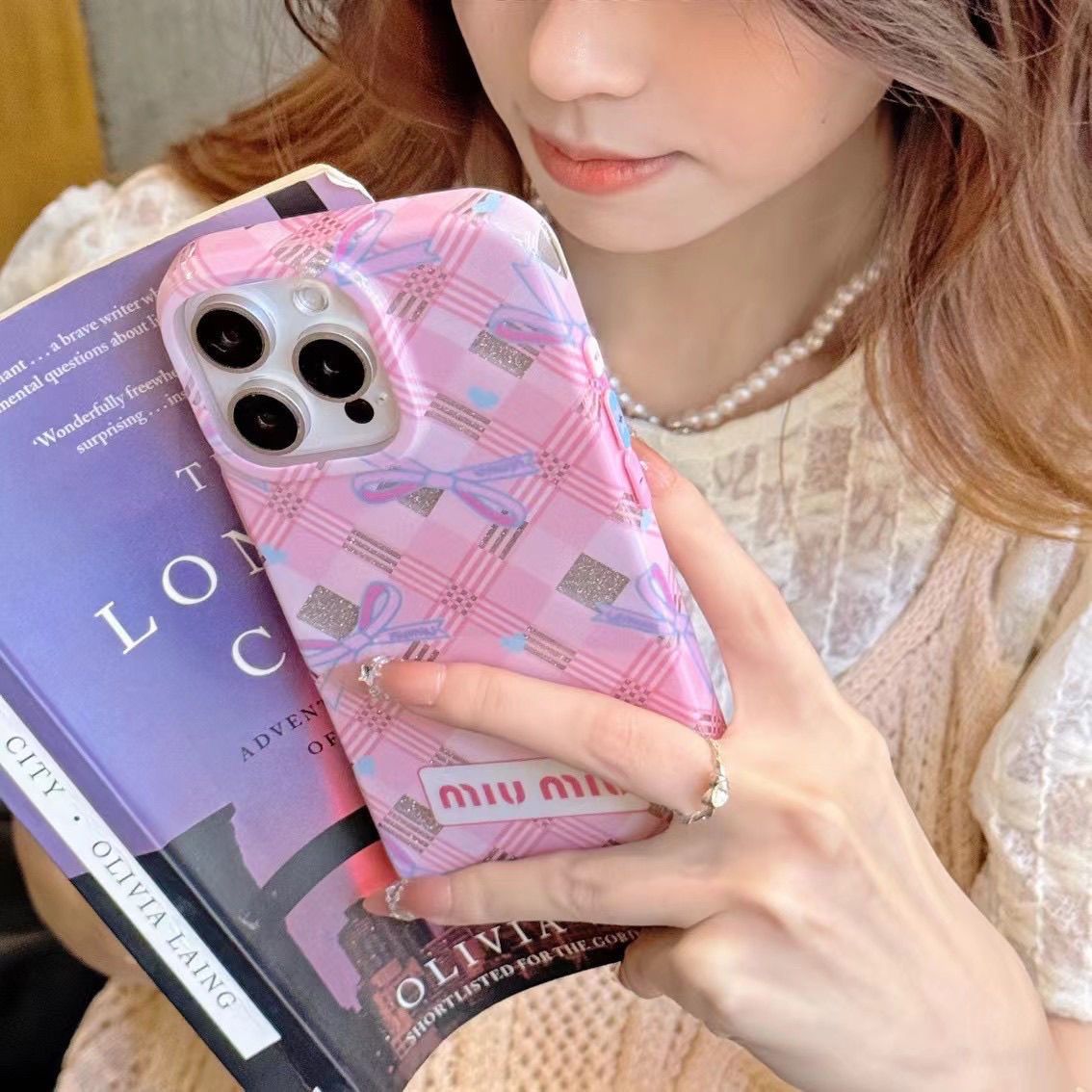 Luxurious Cute Glitter Acrylic Case