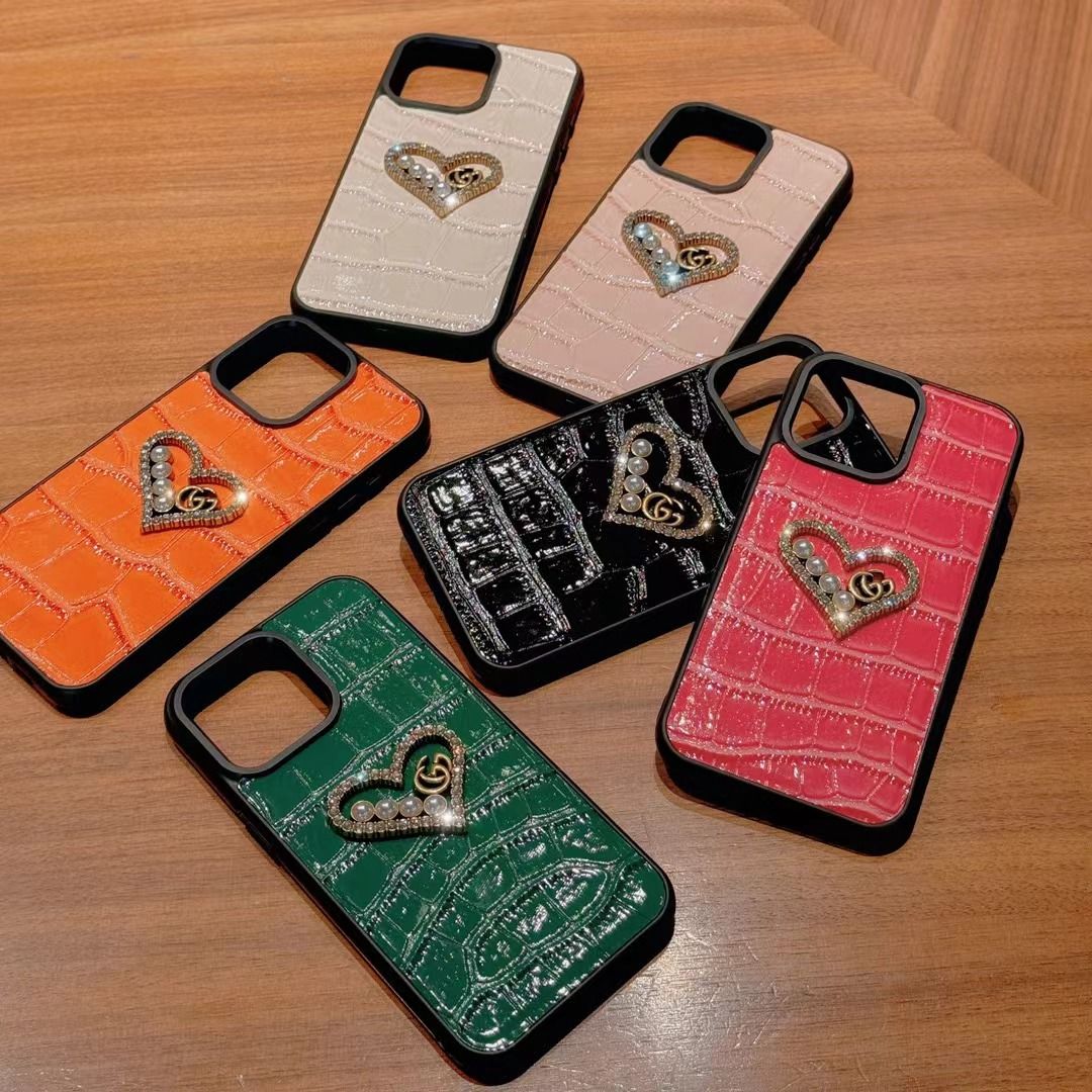 Pearl Diamond Heart Crocodile Pattern Leather Case
