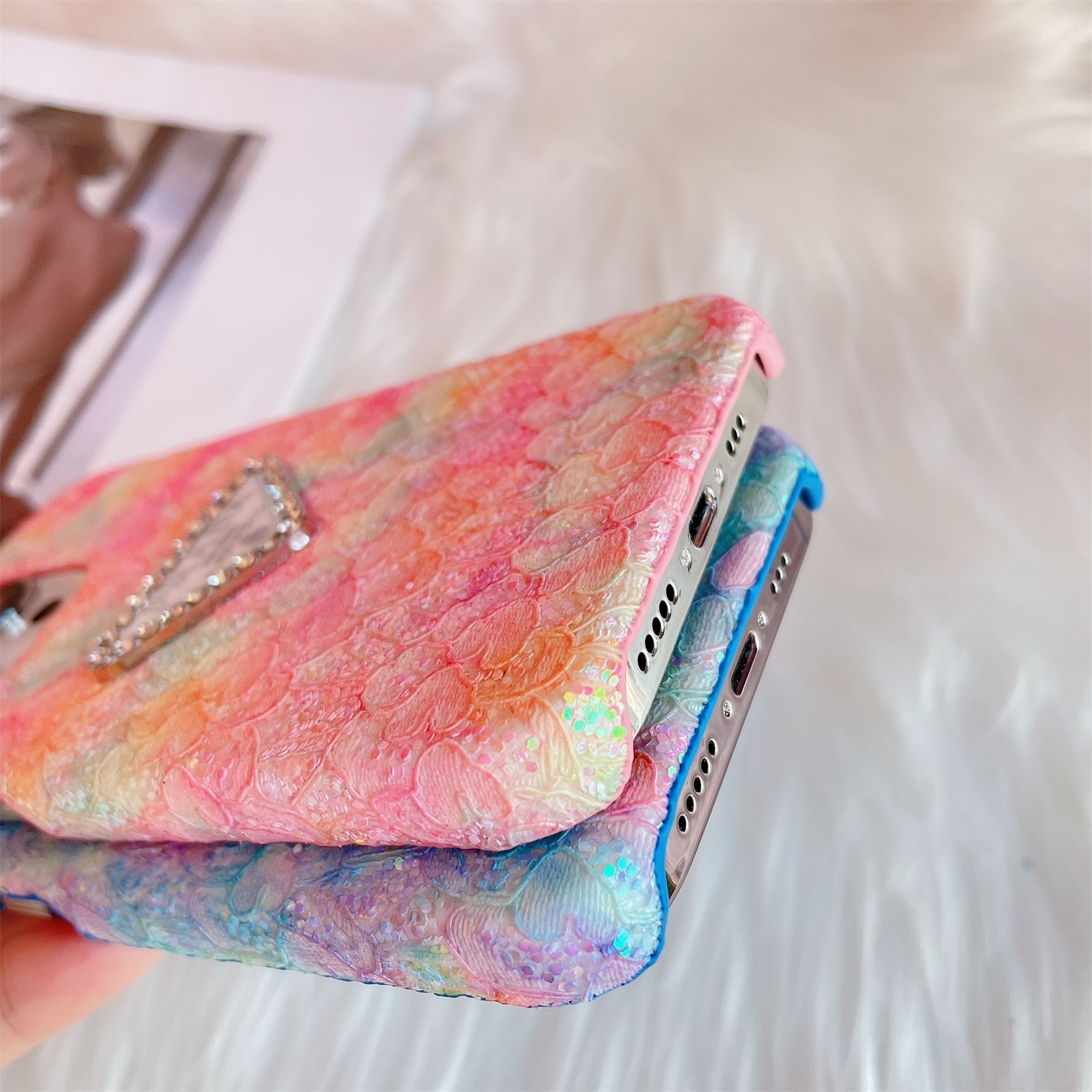 Glitter Triangle Logo Case