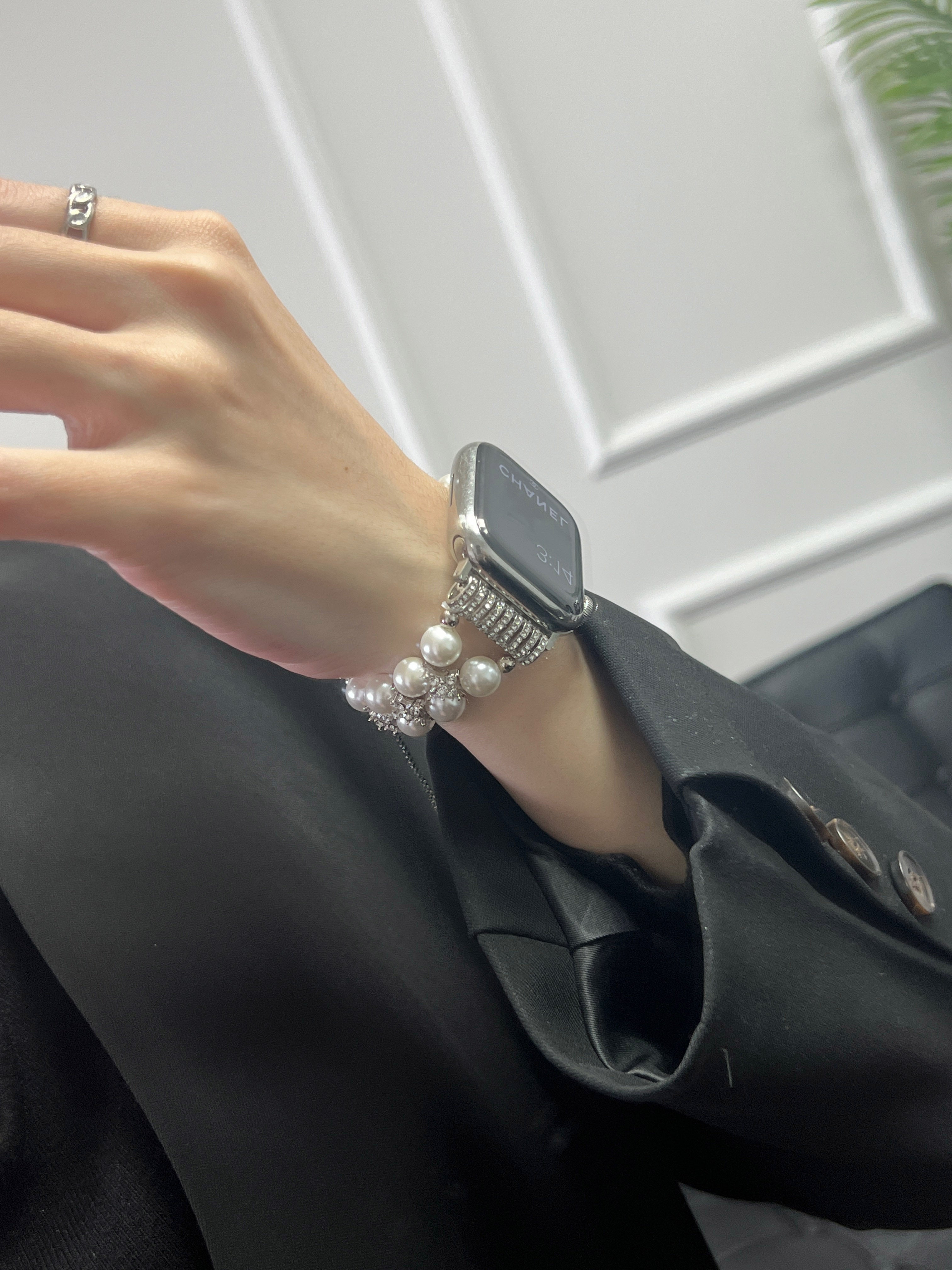 Fashion Pearl Bracelet Band