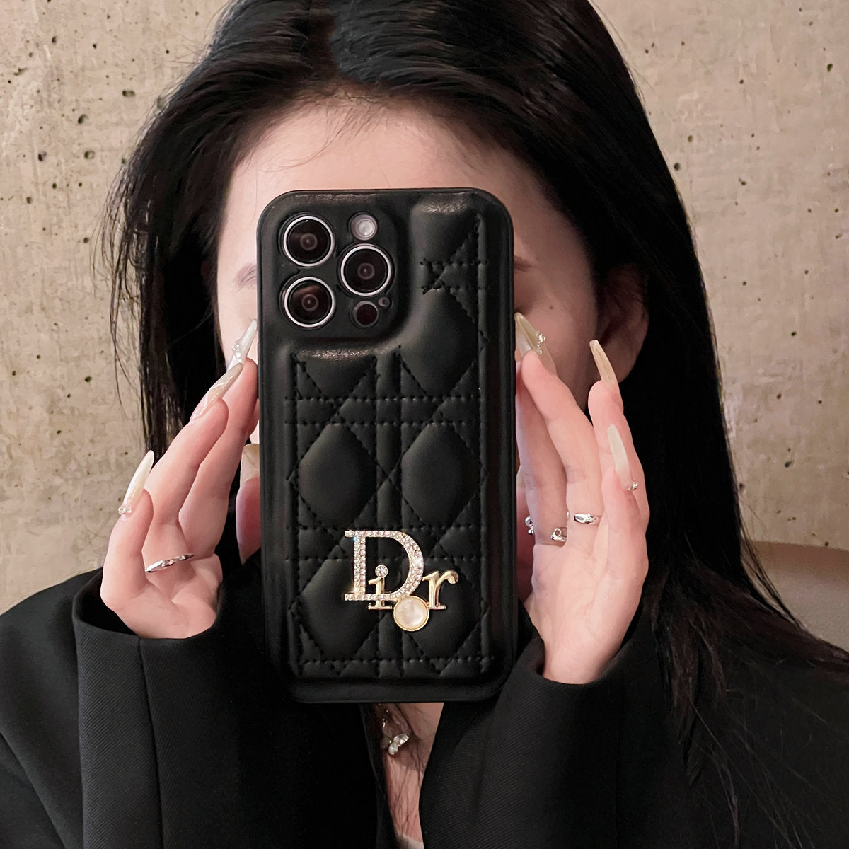 Fashion Luxury Pearl Logo Leather Case