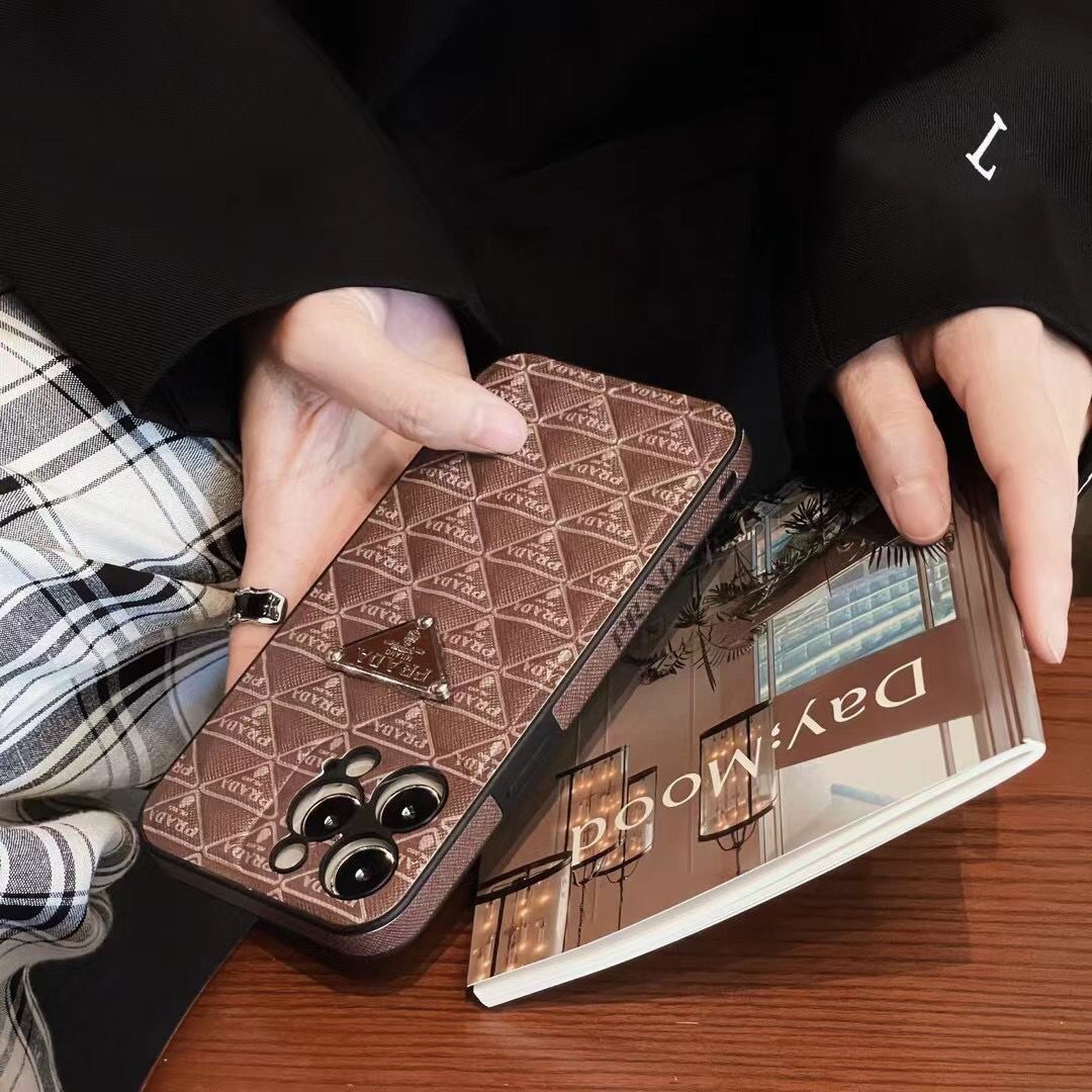 Leather Full Triangle Pattern Case