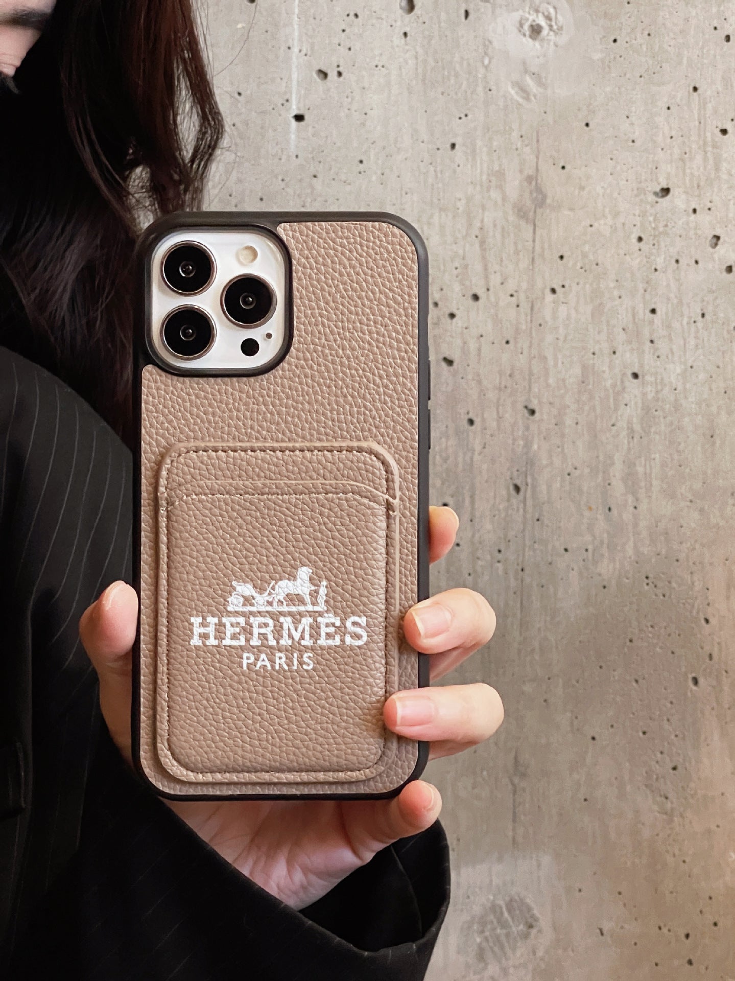 Luxurious pebbled leather card holder case