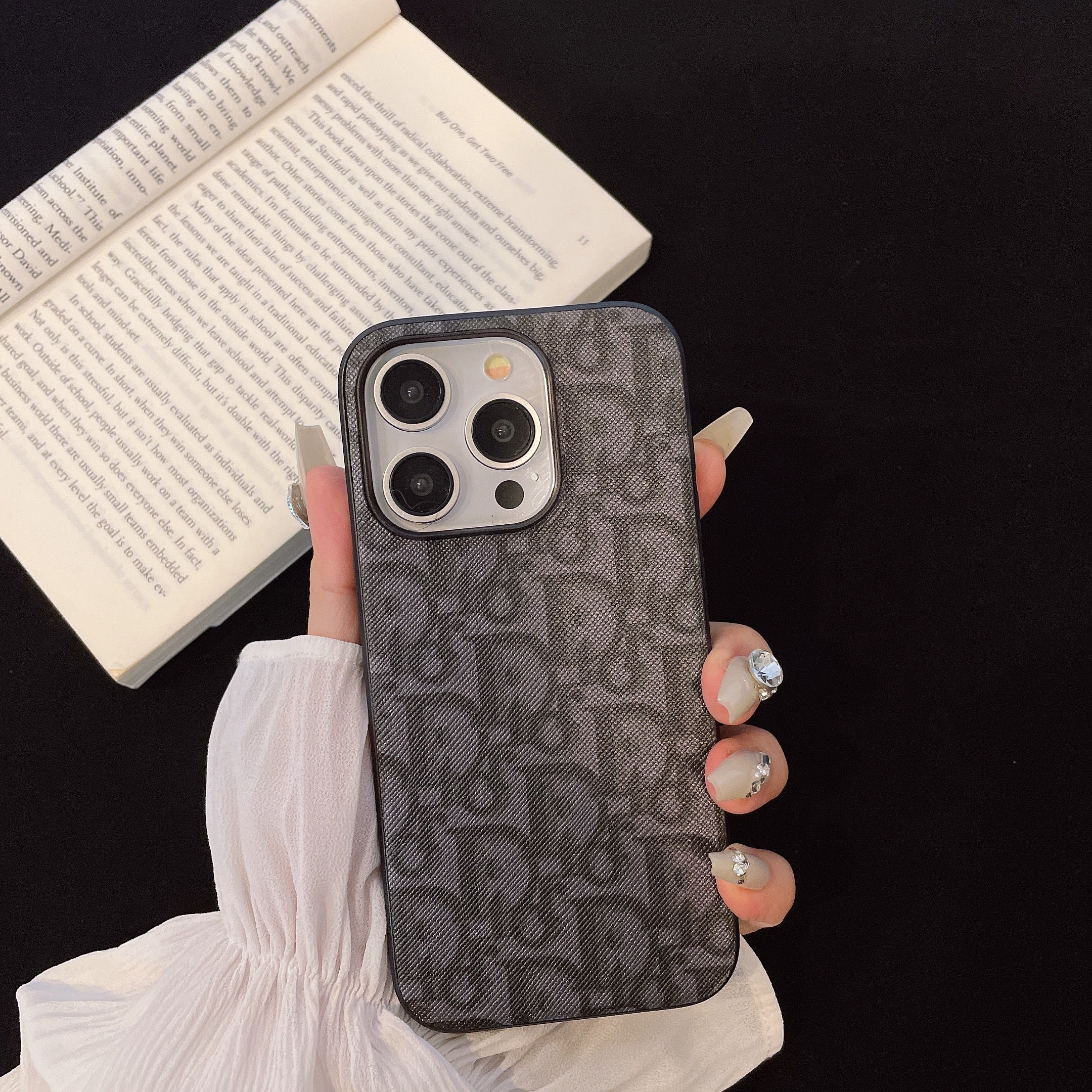 Vintage Canvas Embossed Case