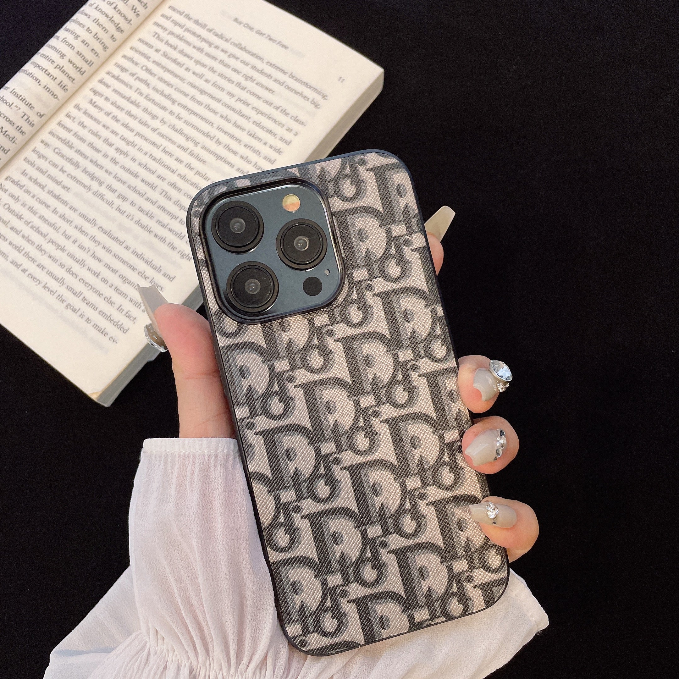 Vintage Canvas Embossed Case