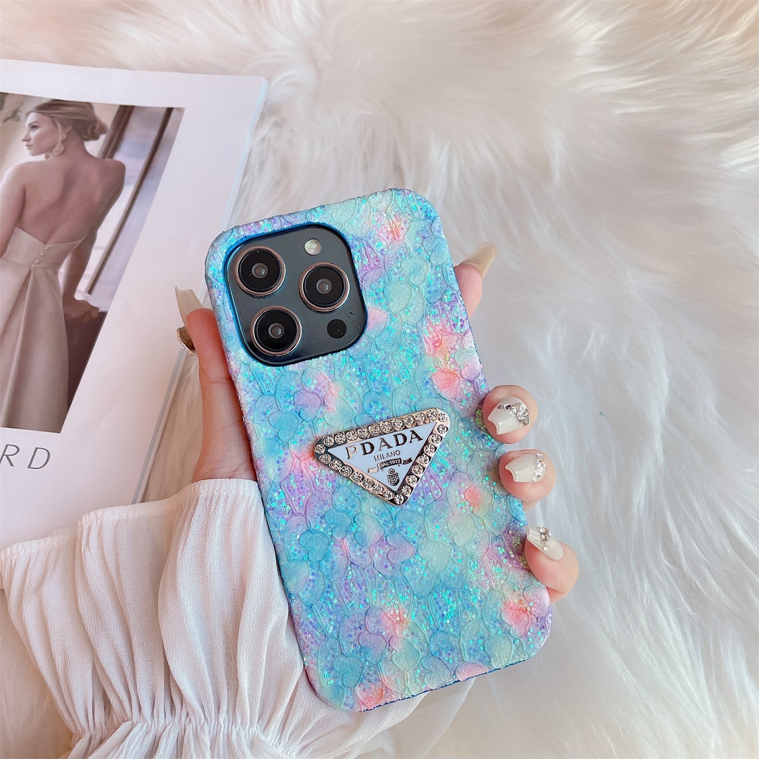 Glitter Triangle Logo Case