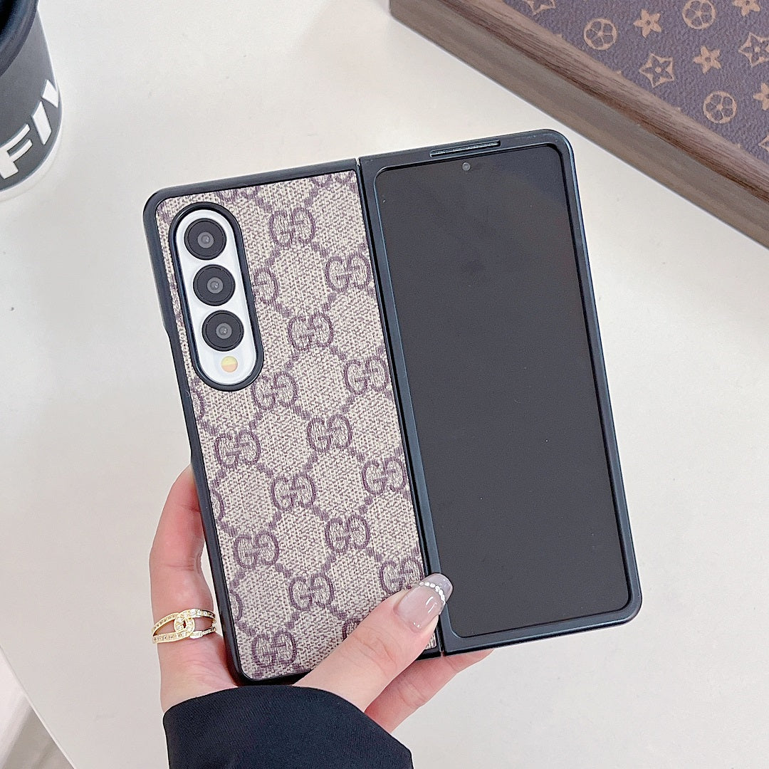 Retro Fashion Embossed Fold Case