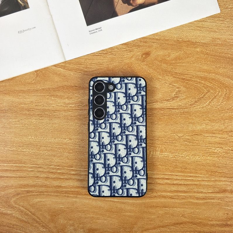 Retro Full Embossed Samsung Galaxy Case