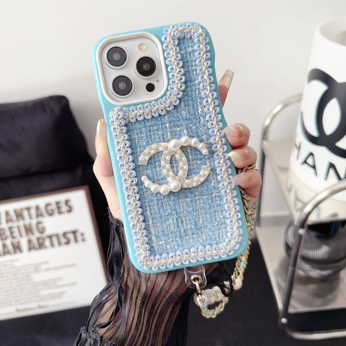 Fashion Wool Material Pearl Hand Strap Case