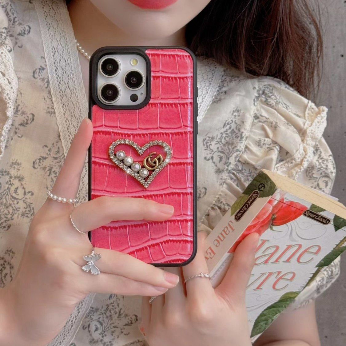 Pearl Diamond Heart Crocodile Pattern Leather Case