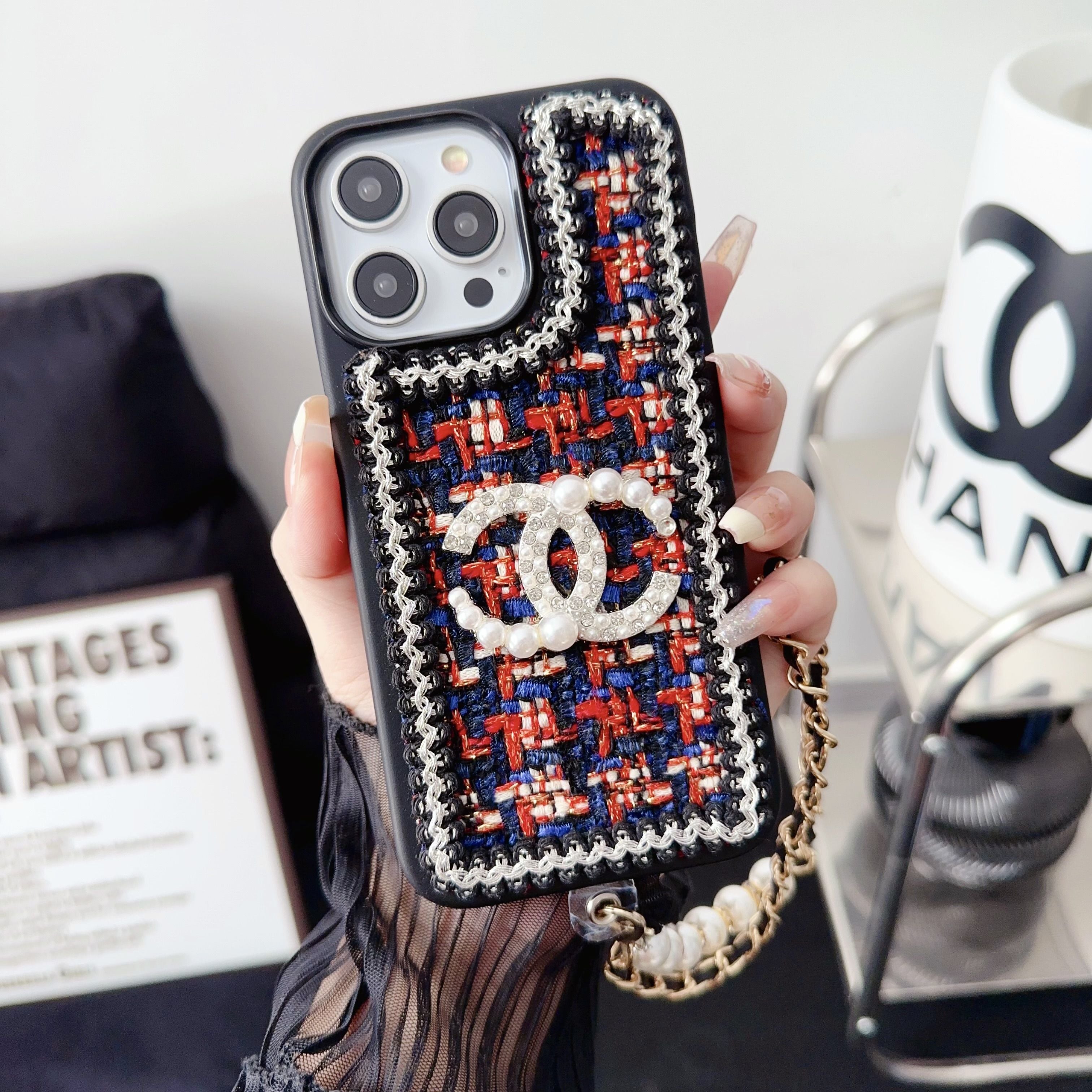 Fashion Wool Material Pearl Hand Strap Case