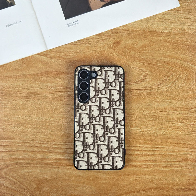 Retro Full Embossed Samsung Galaxy Case