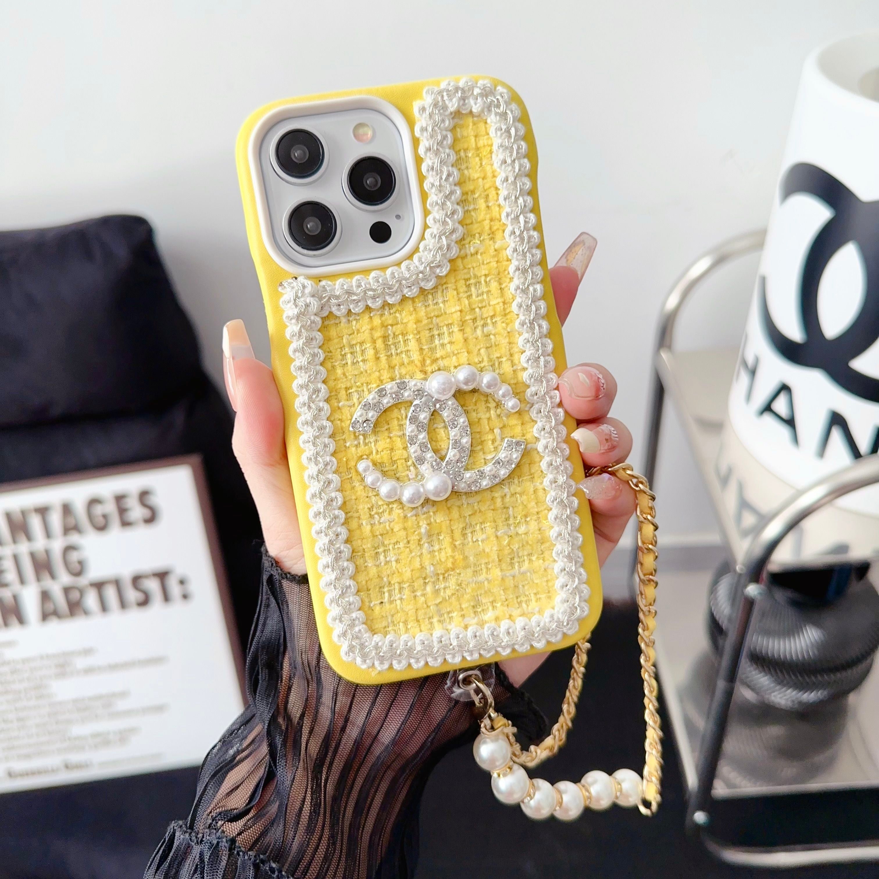 Fashion Wool Material Pearl Hand Strap Case