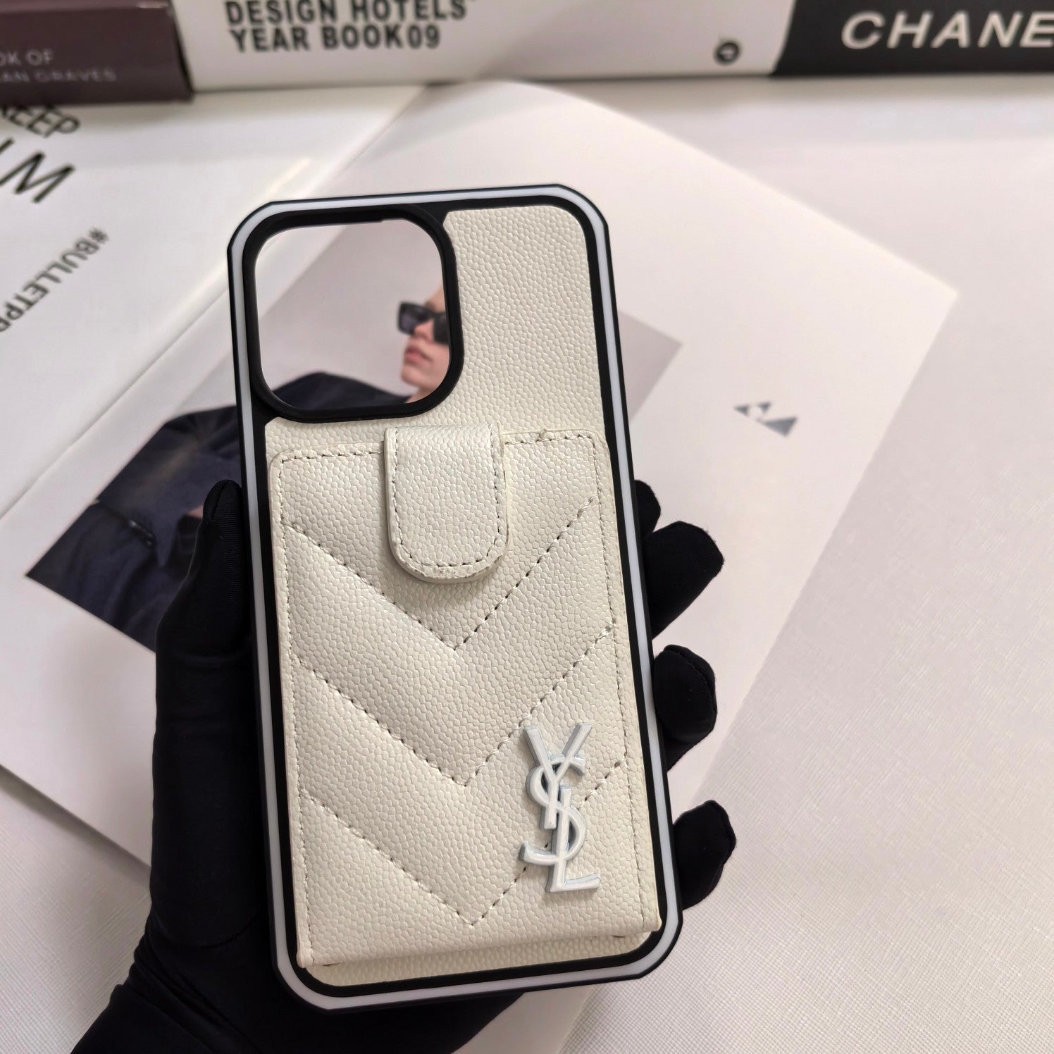 All-Inclusive Leather Card Case
