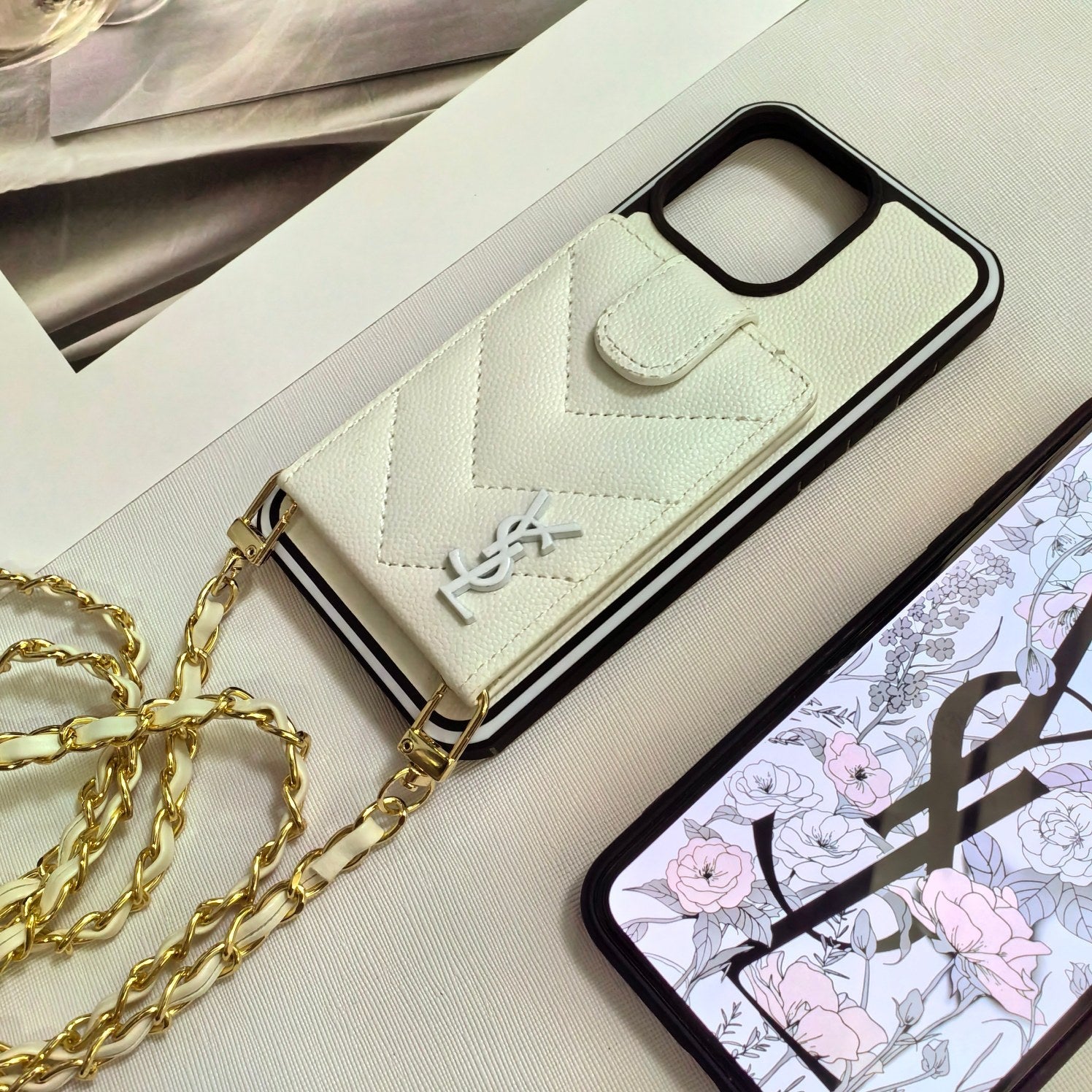 All-inclusive Leather Card Crossbody Case