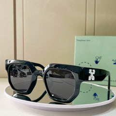 Square Frame Trendy Fashion Sunglasses