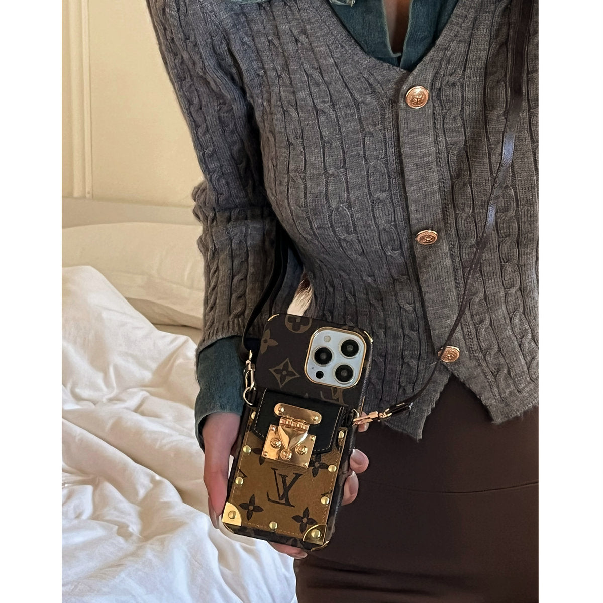Leather Classic Embossed Card Holder Crossbody Case