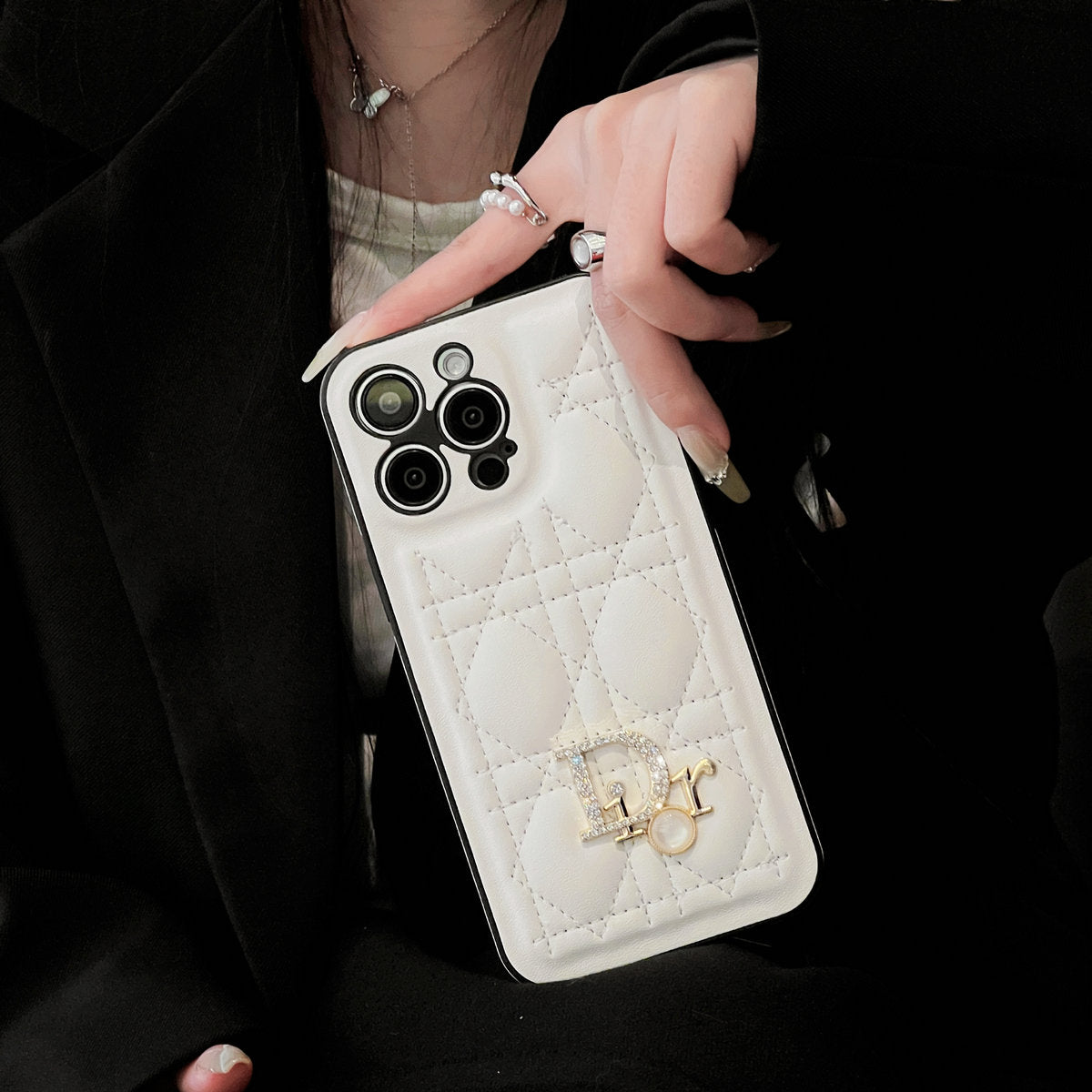 Fashion Luxury Pearl Logo Leather Case
